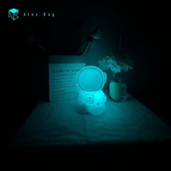 LAMPARA SILICONA ASTRONAUTA CAMBIO COLOR RGB LAMPARA SILICONA ASTRONAUTA CAMBIO COLOR RGB