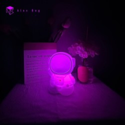 LAMPARA SILICONA ASTRONAUTA CAMBIO COLOR RGB LAMPARA SILICONA ASTRONAUTA CAMBIO COLOR RGB