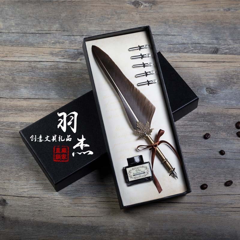 AURICULARES M 25 TWS BLUETOOTH 5.3 SILVER COLOR 5,5 x 5,5 x 2,3 cm. AURICULARES M 25 TWS BLUETOOTH 5.3 SILVER COLOR 5,5 x 5,5 x 2,3 cm.