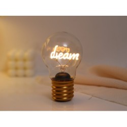 Luz con forma de bombilla Dream