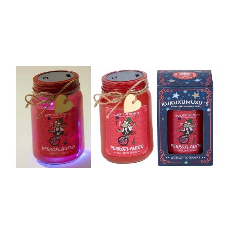 TARRO CON LUZ KUKUXUMUXU PERROFLAUTEO Caja: 8,5 x 8,5 x 14,5 cm Tarro: 8 x 8 x 14 cm TARRO CON LUZ KUKUXUMUXU PERROFLAUTEO Caja: 8,5 x 8,5 x 14,5 cm Tarro: 8 x 8 x 14 cm