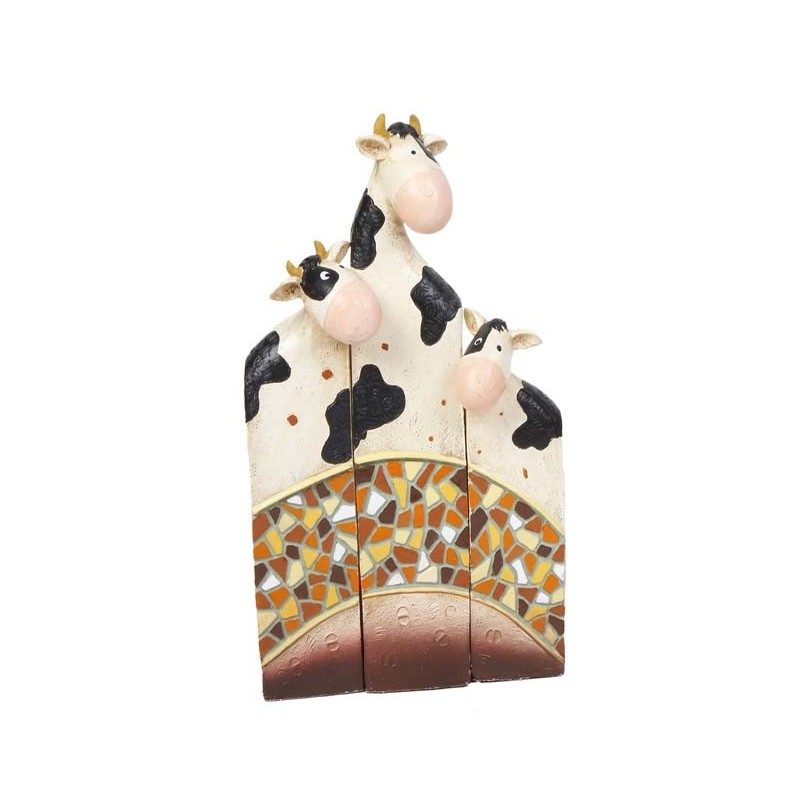 TRIO DE VACAS MANCHAS NEGRAS ,COL MOSAICO 20 x 12 x 3 cm TRIO DE VACAS MANCHAS NEGRAS ,COL MOSAICO 20 x 12 x 3 cm