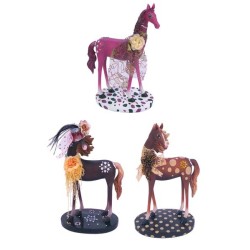 FIG CERAMICA LADY HORSE,3 MOD SURT(QS-4601/4 ) 25 x 18 x 11 cm