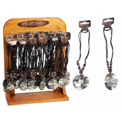 EXP.48 COLLARES RESINA SHELL 40 x 24 x 8 cm.